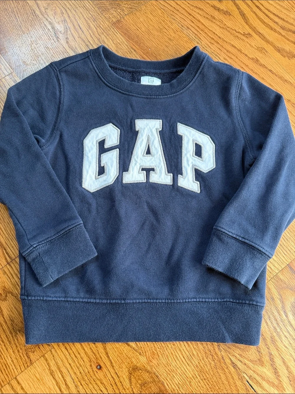 Baby Gap Crewneck Sweatshirt. Size 3 Years. Excellent Condition. Dark Navy.